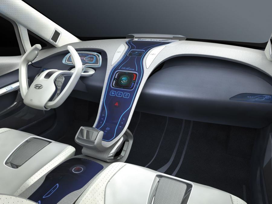  Hyundai HND-4 Blue Will Concept 2009 года  (фото 2 из 7)